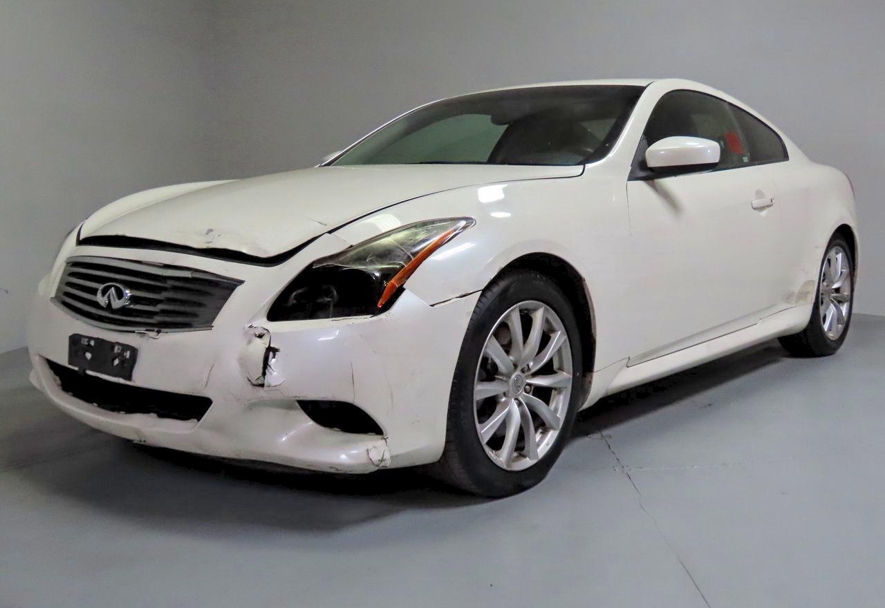 2015 Infiniti Q60 Coupe Journey White vin: JN1CV6EK0FM870654