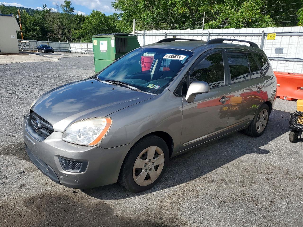 2009 Kia Rondo Base Gray vin: KNAFG528X97228921