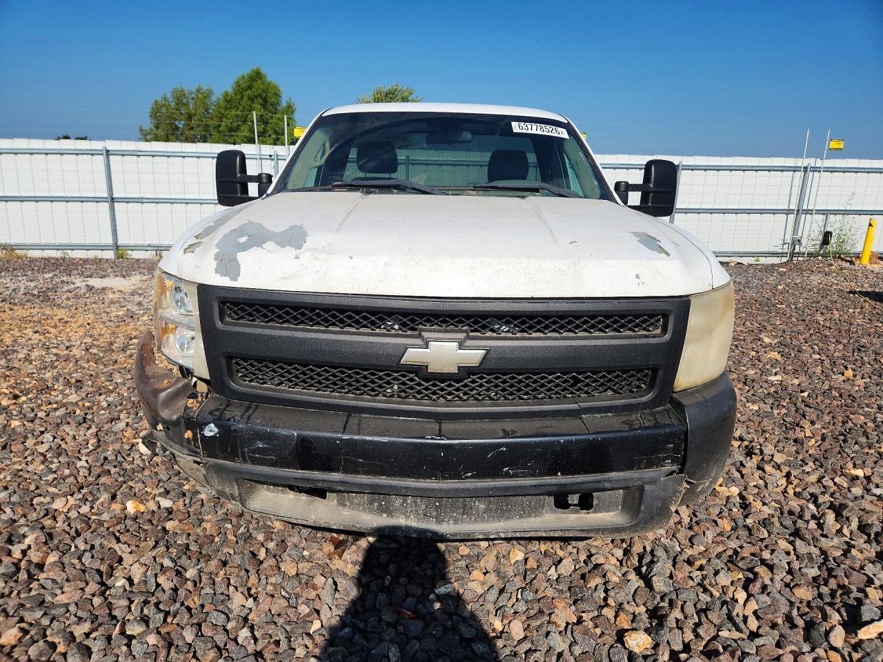 2007 Chevrolet Silverado C1500 Classic White vin: 1GCEC14X17Z632229
