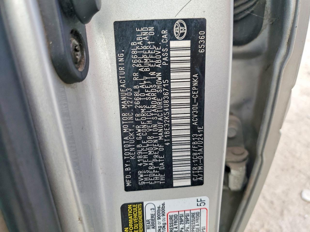 2004 Toyota Camry Le Silver vin: 4T1BE32K54U836715
