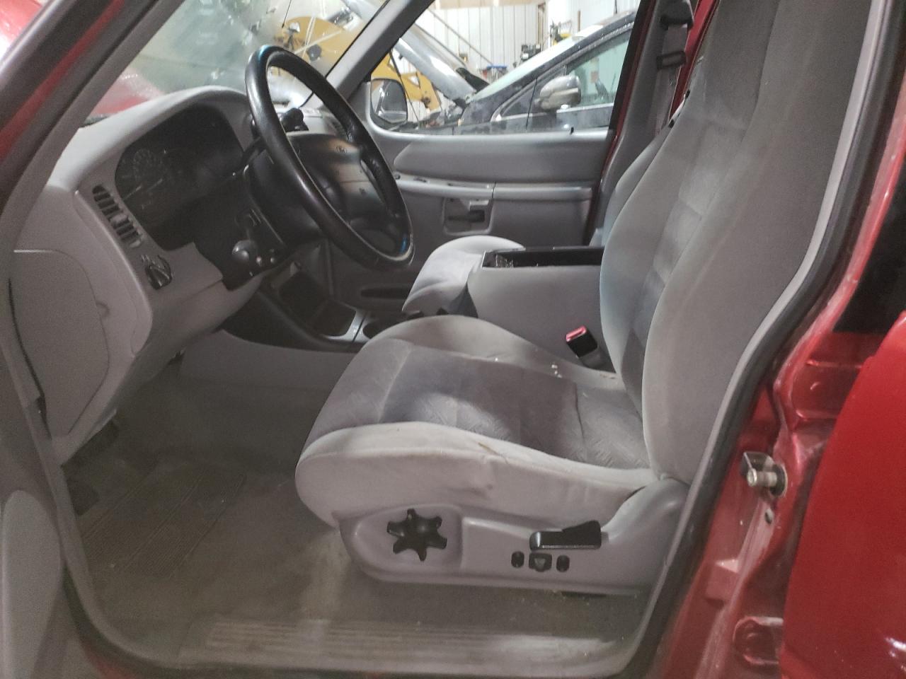 1999 Ford Explorer Красный vin: 1FMZU34X9XUA79137