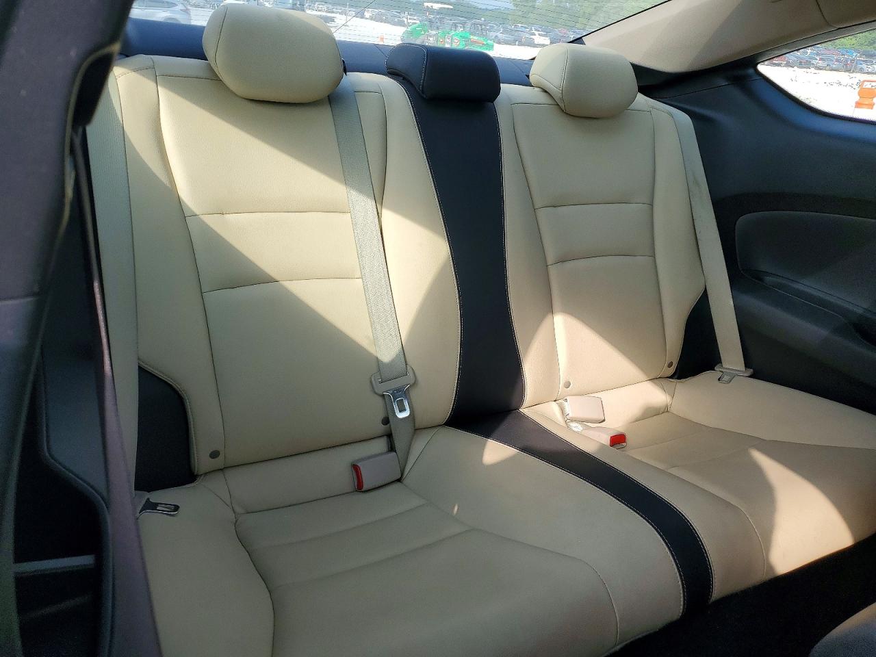 2013 Honda Accord Exl White vin: 1HGCT1B89DA001842
