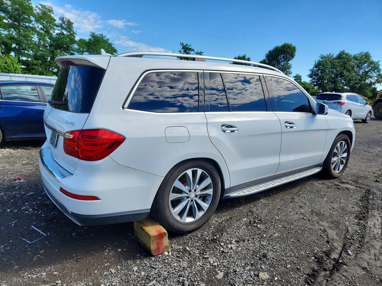 2014 Mercedes-benz Gl 450 4matic White vin: 4JGDF7CE8EA351719
