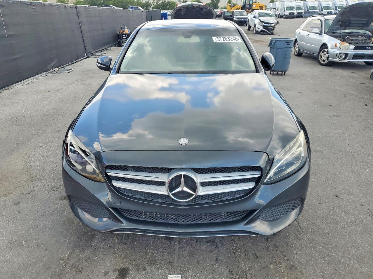 2015 Mercedes-benz C 300 Серый vin: 55SWF4JB5FU053477