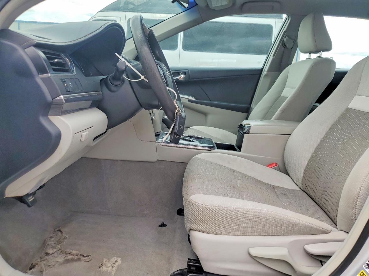2012 Toyota Camry Hybrid Le Silver vin: 4T1BD1FK4CU029831