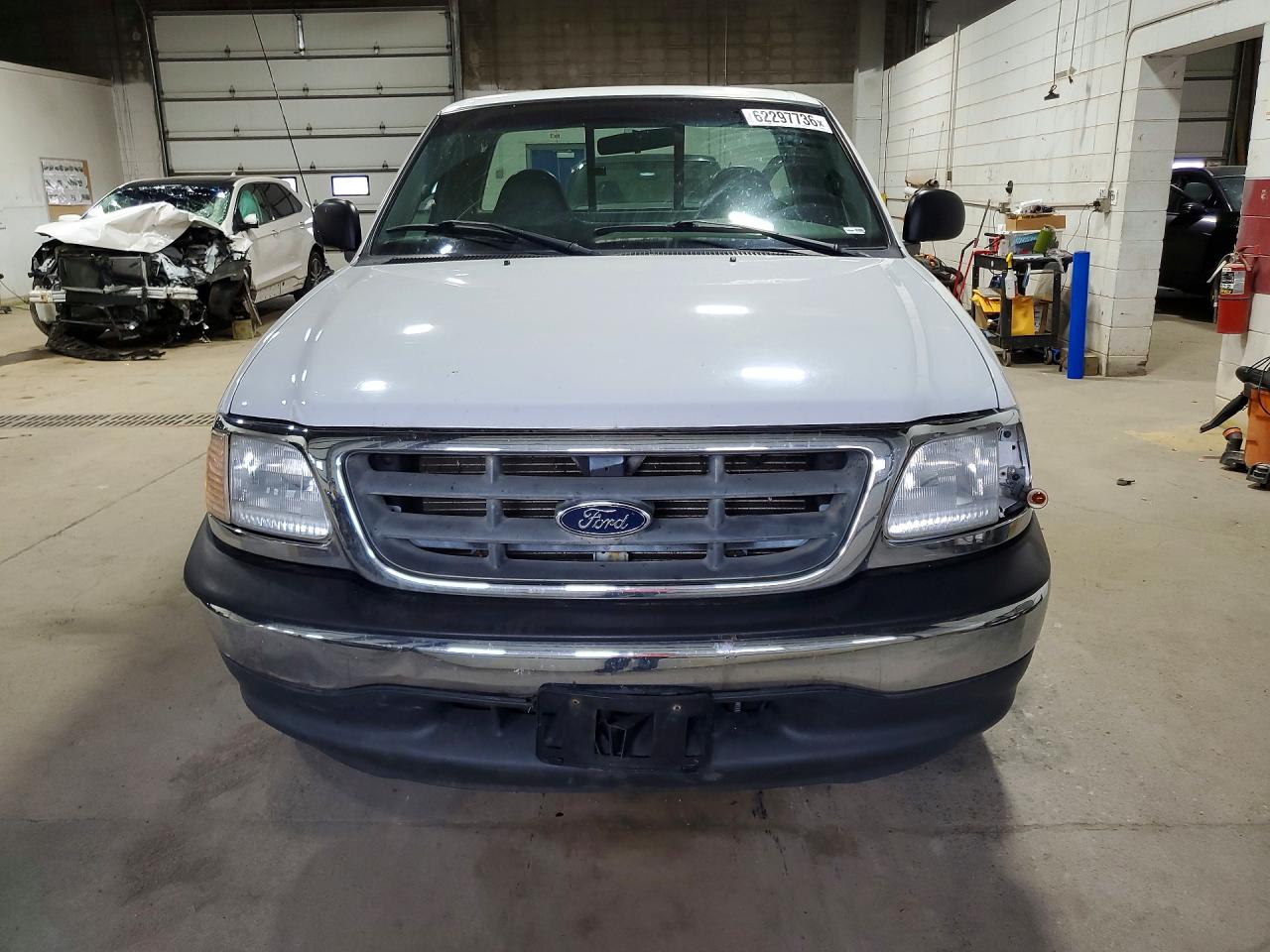 2001 Ford F150 White vin: 2FTPF17L91CA64020
