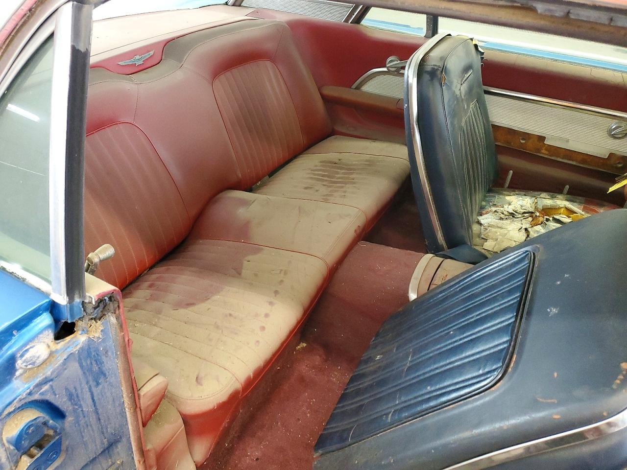 1961 Ford Thunderbir Blue vin: 1Y71Z169544