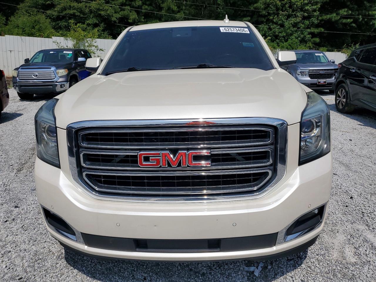 2015 Gmc Yukon Xl C1500 Slt Белый vin: 1GKS1HKC4FR676911