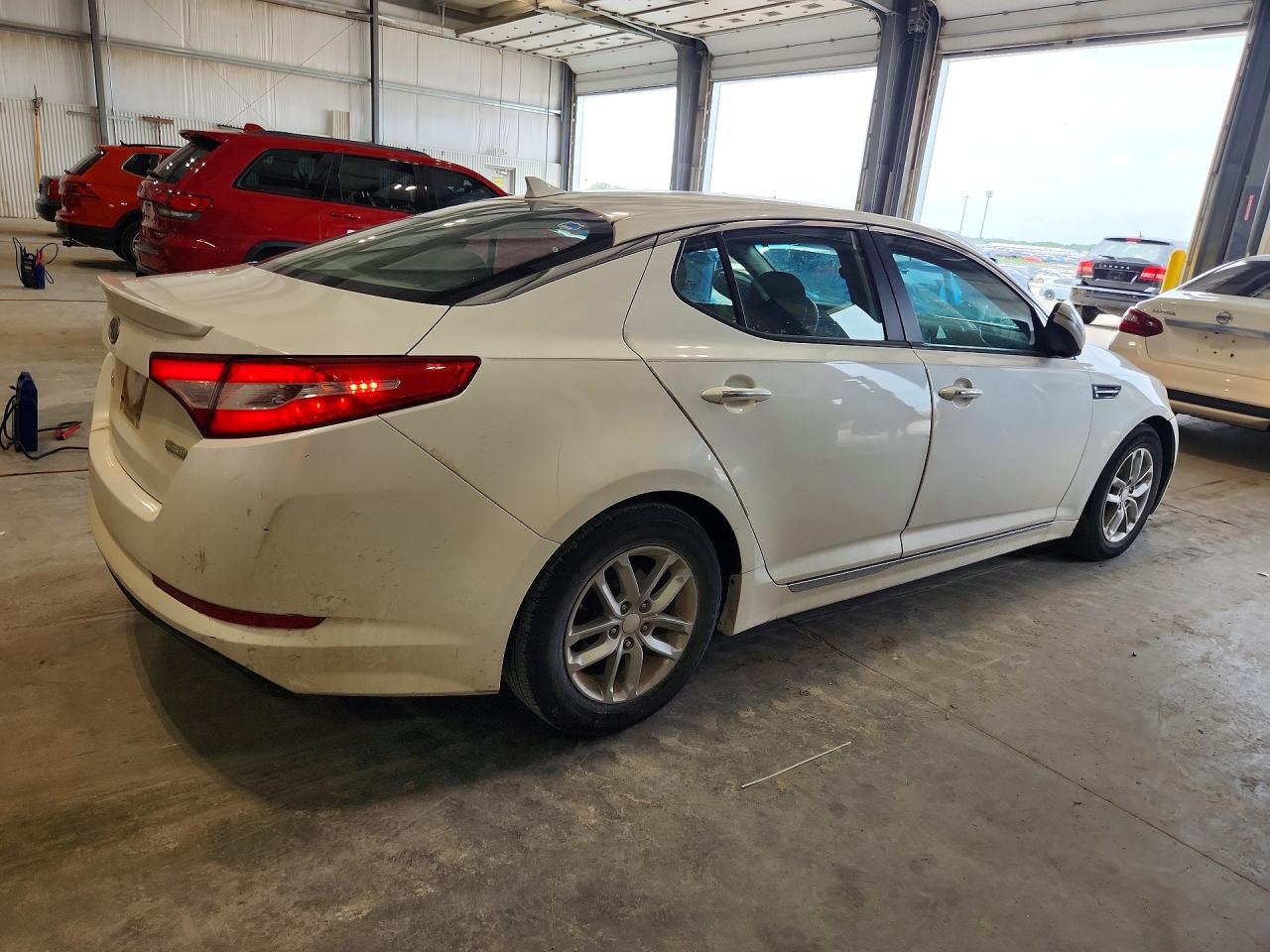 2012 Kia Optima Hybrid White vin: KNAGM4AD5C5011690