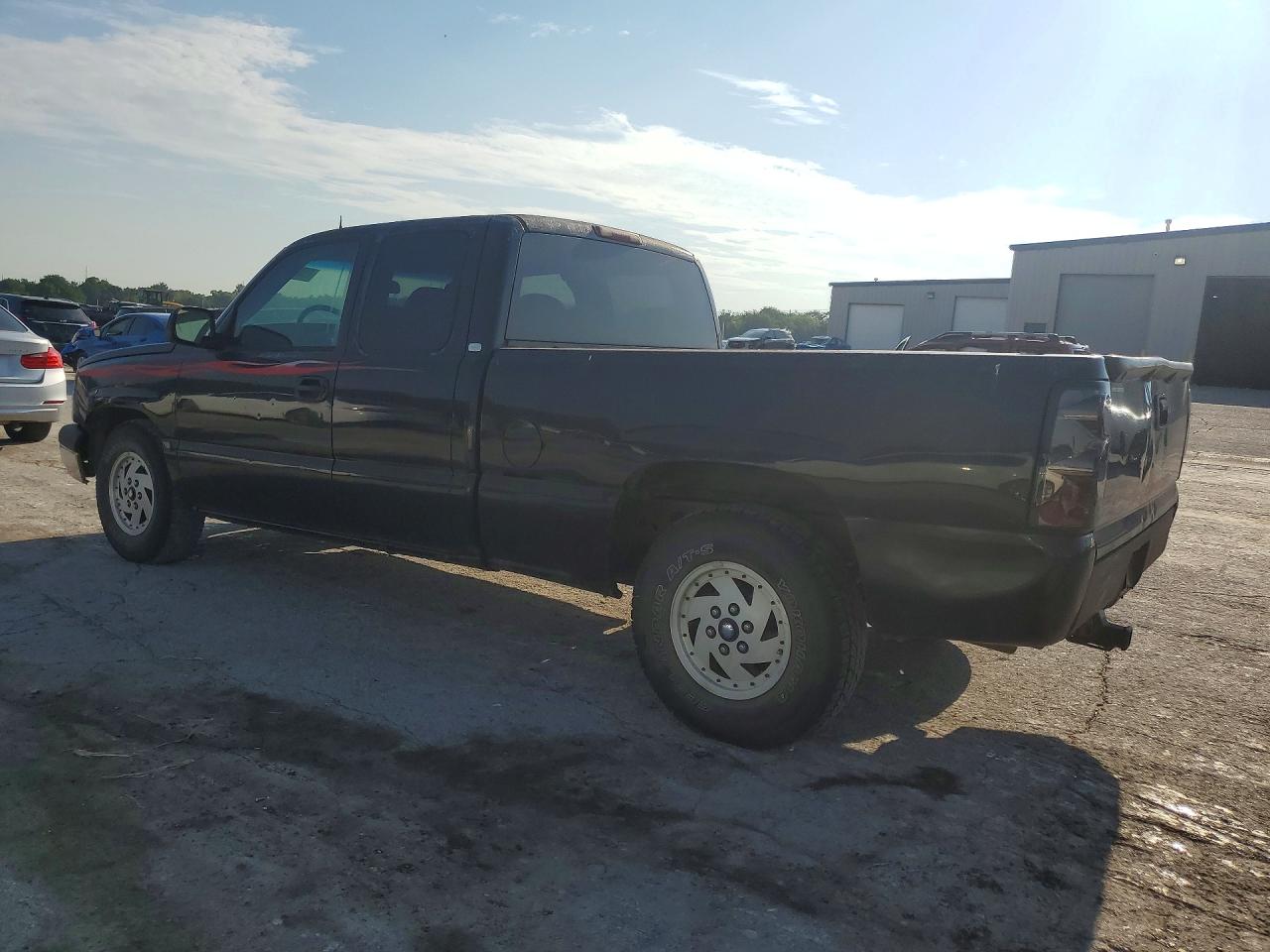 2004 Chevrolet Silverado C1500 Black vin: 2GCEC19T641141875