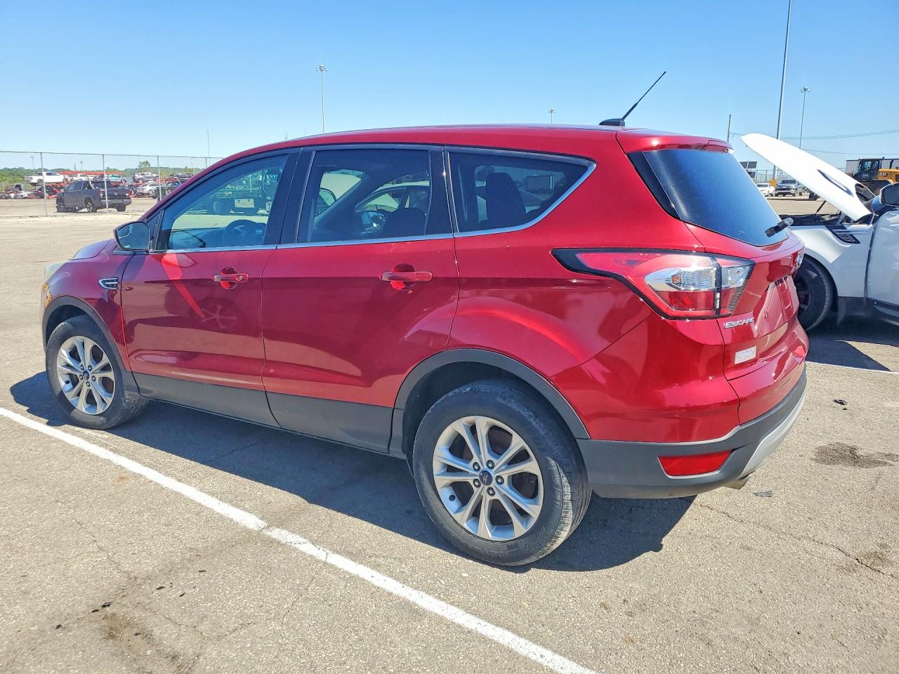 2017 Ford Escape Se Red vin: 1FMCU9GD0HUE45174
