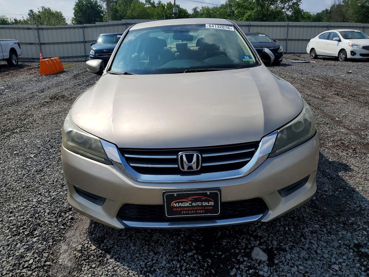 2015 Honda Accord Lx Gold vin: 1HGCR2F30FA076015