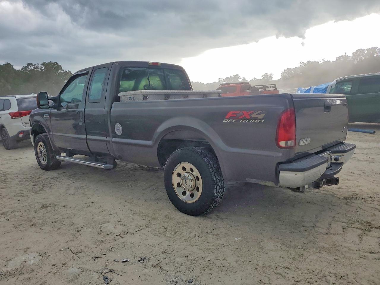 2005 Ford F250 Super Duty Gray vin: 1FTSX21Y05EC13738