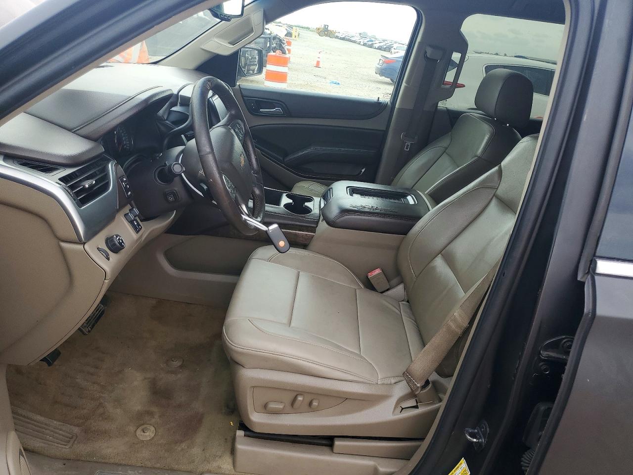 2015 Chevrolet Suburban C1500 Lt Черный vin: 1GNSCJKCXFR628365