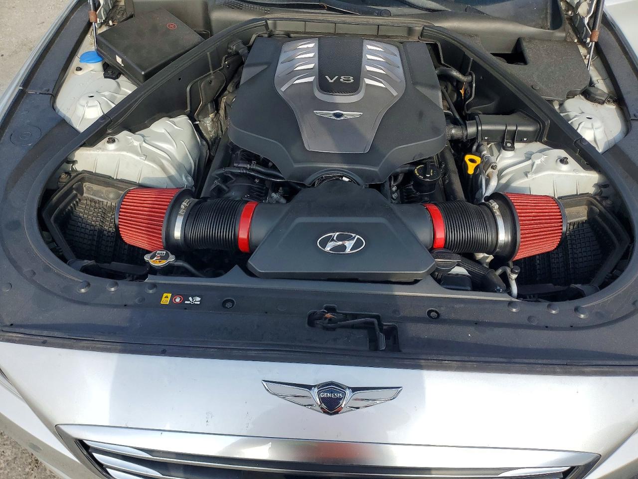 2015 Hyundai Genesis 5.0l Серебряный vin: KMHGN4JF3FU019553