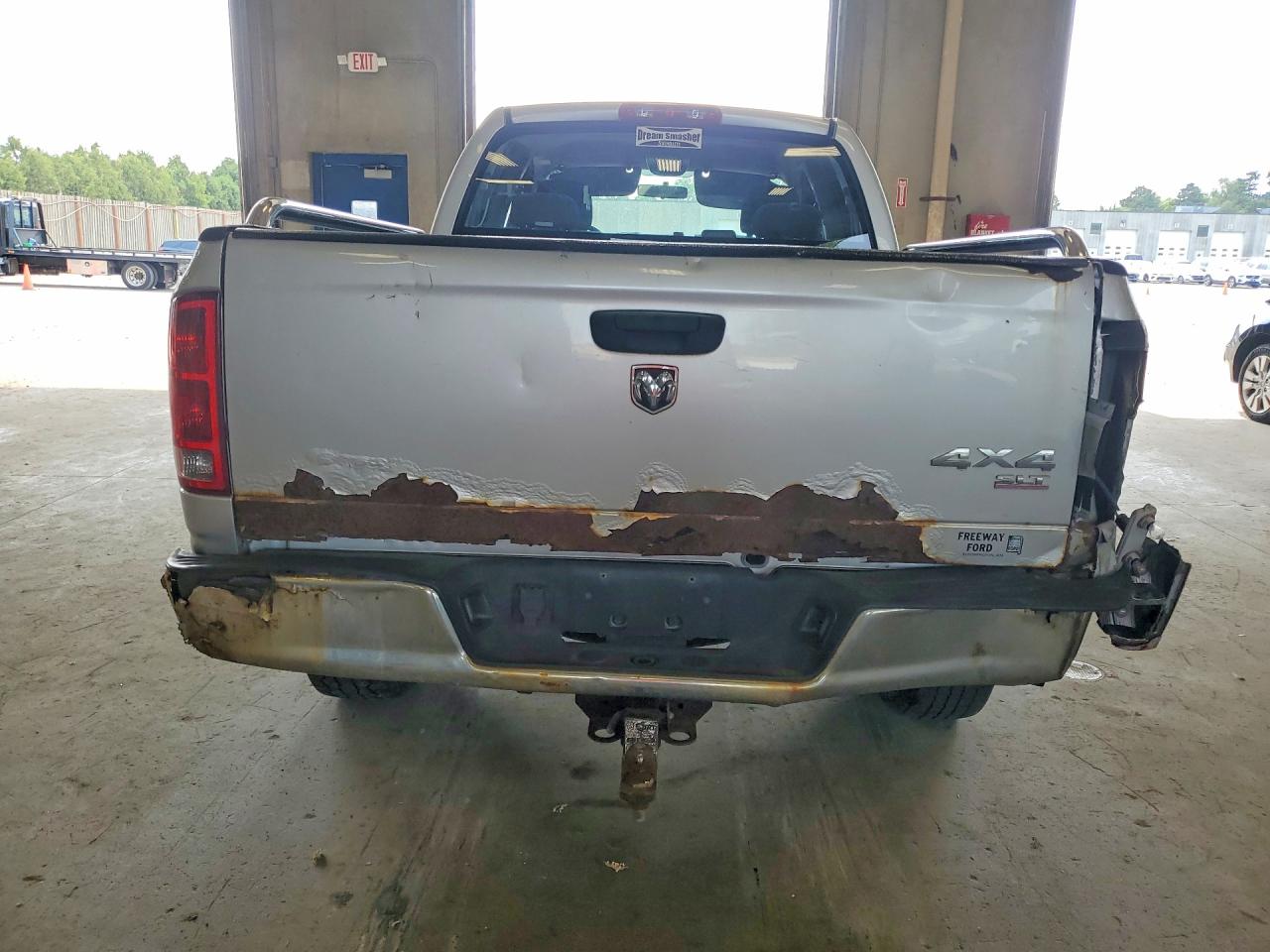 2005 Dodge Ram 1500 St Silver vin: 1D7HU18D85J626195