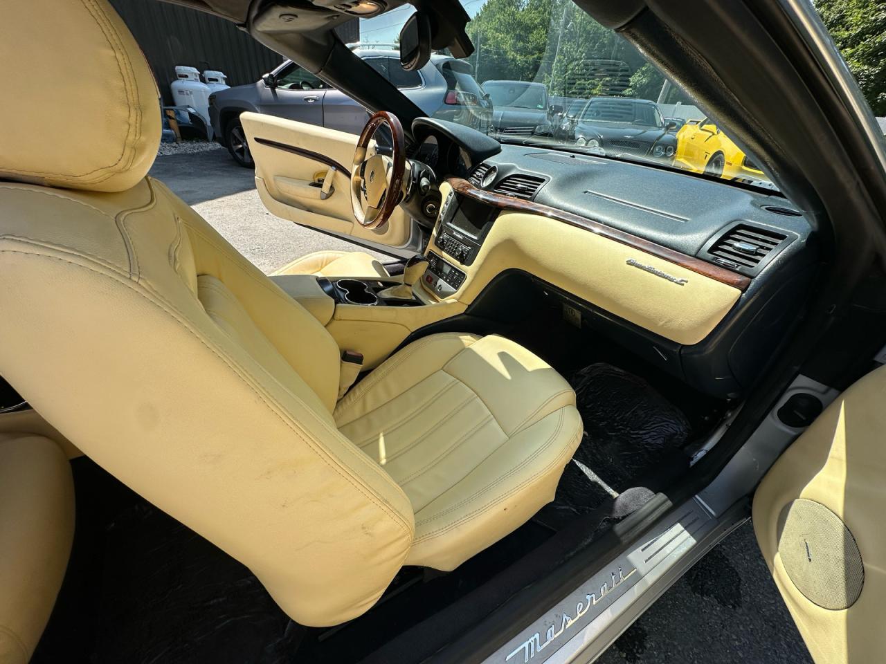 2010 Maserati Granturismo Gray vin: ZAM45KMA2A0051367