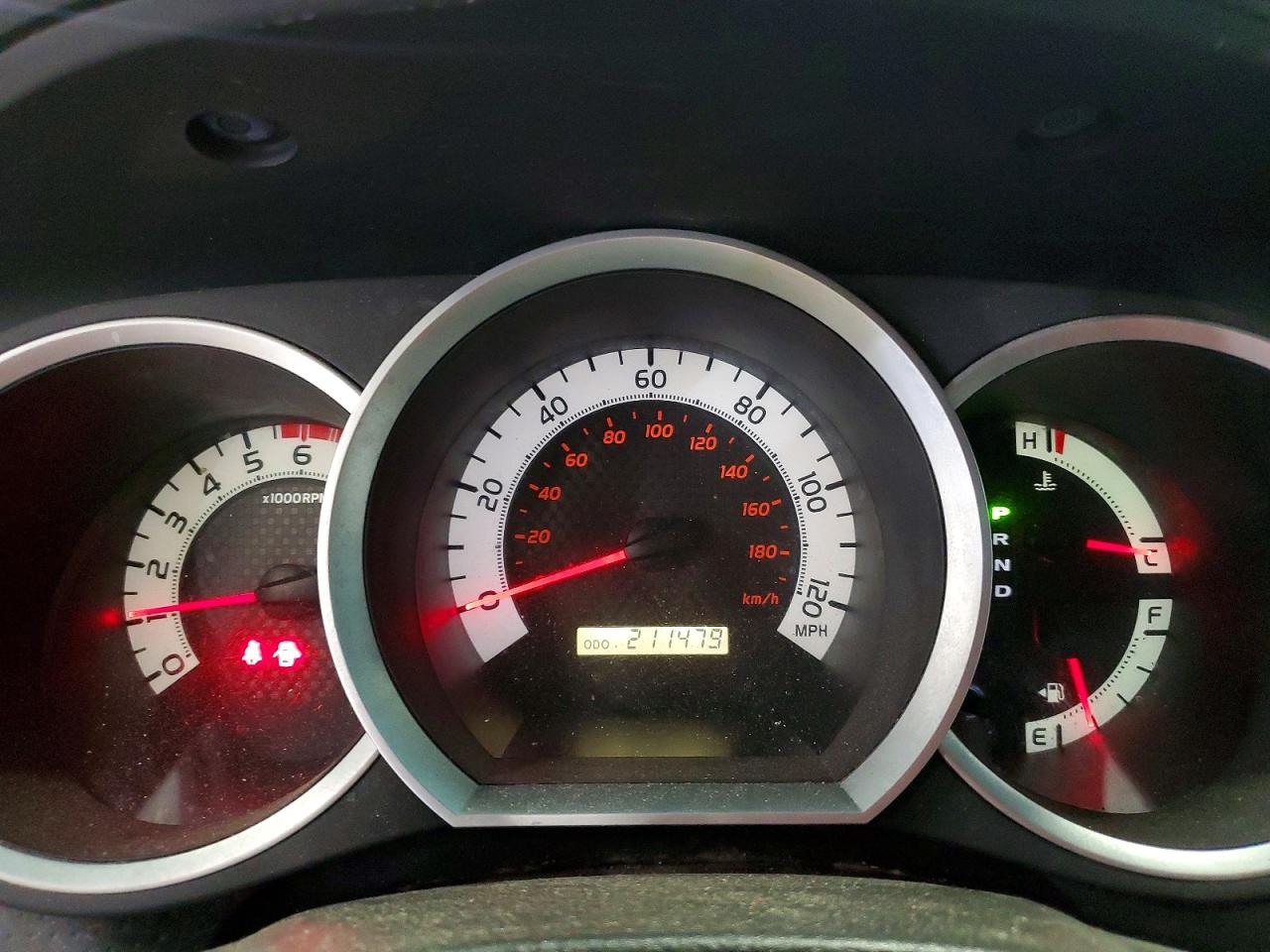 2013 Toyota Tacoma Access Cab Silver vin: 5TFUX4EN4DX018300