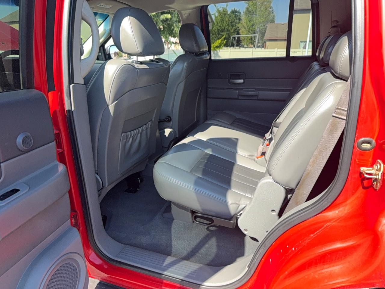2005 Dodge Durango Limited Red vin: 1D4HB58D65F535116