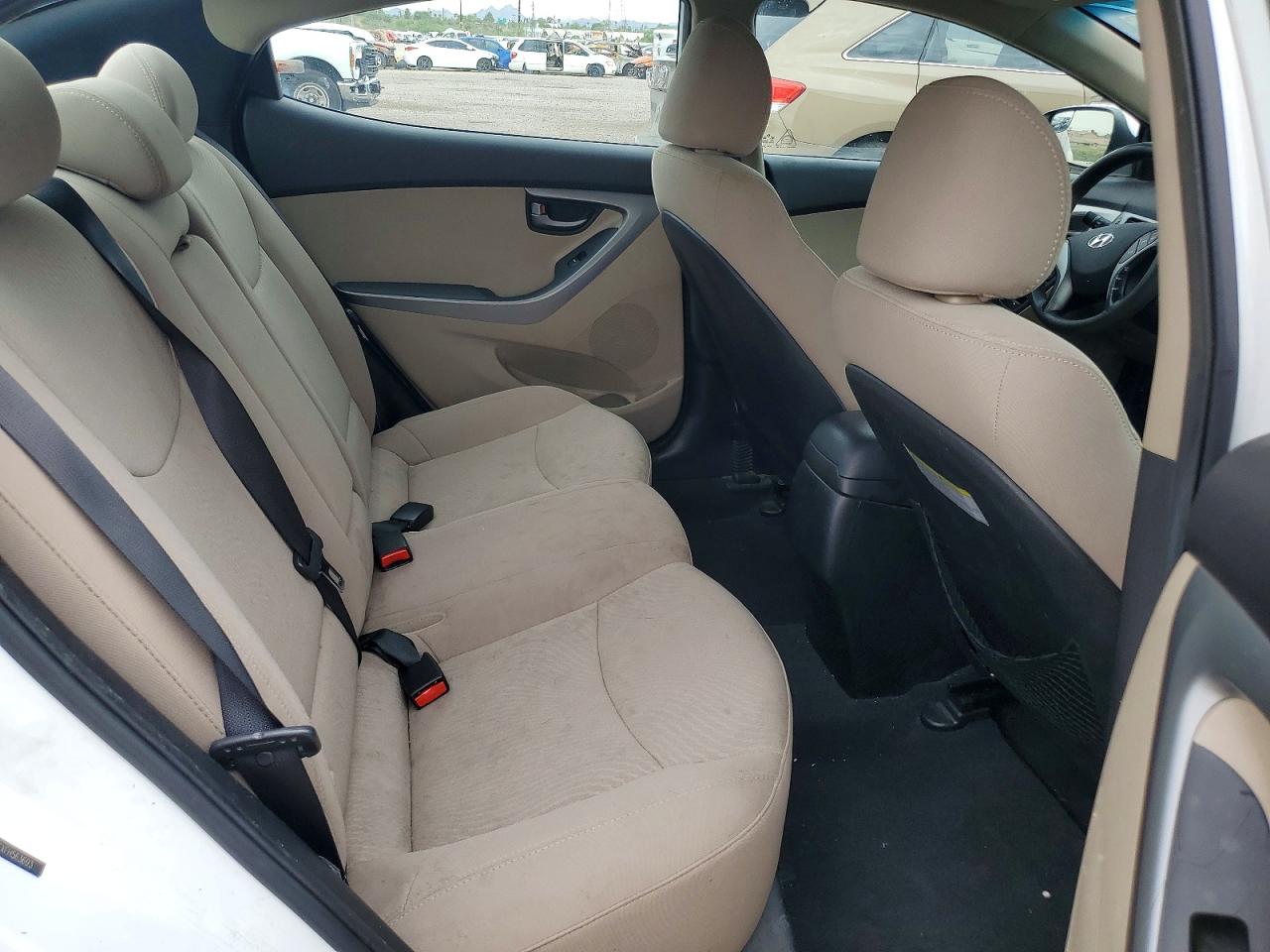 2015 Hyundai Elantra Se White vin: 5NPDH4AEXFH563693