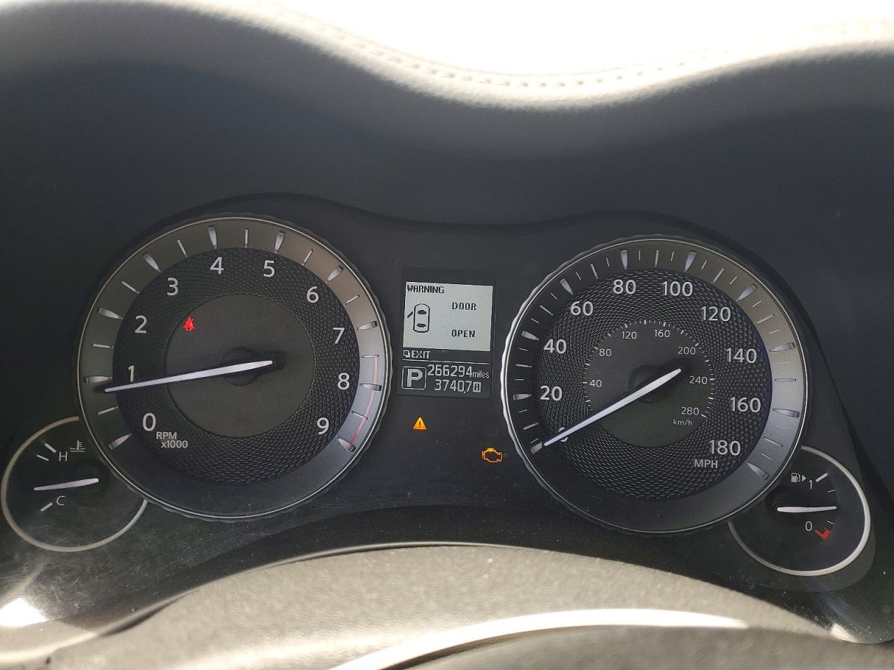 2015 Infiniti Q70 3.7 White vin: JN1BY1AP3FM542703