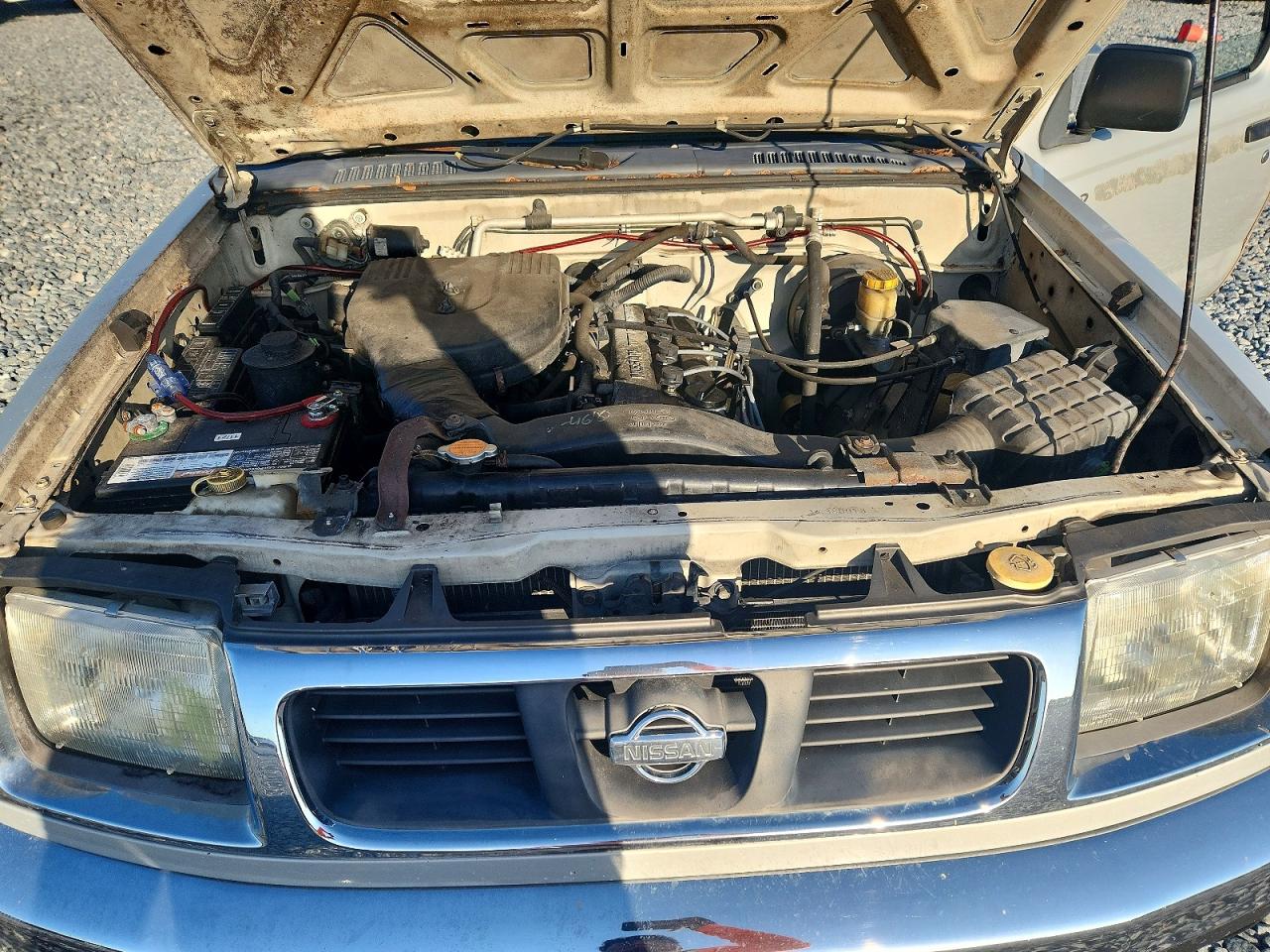 1998 Nissan Frontier Xe Бежевый vin: 1N6DD21S2WC380013