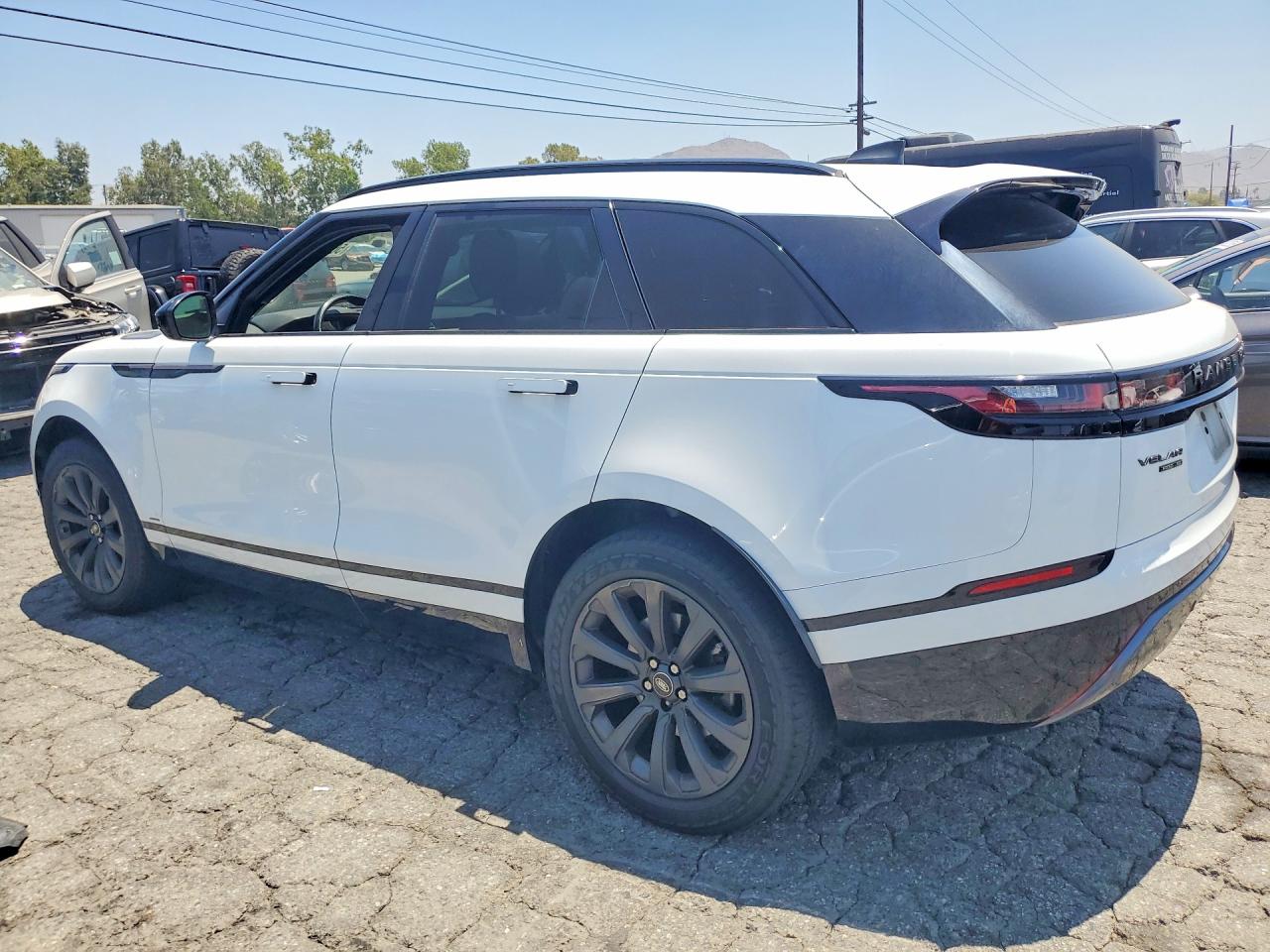2019 Land Rover Range Rover Velar R-dynamic Se White vin: SALYL2EX6KA793662