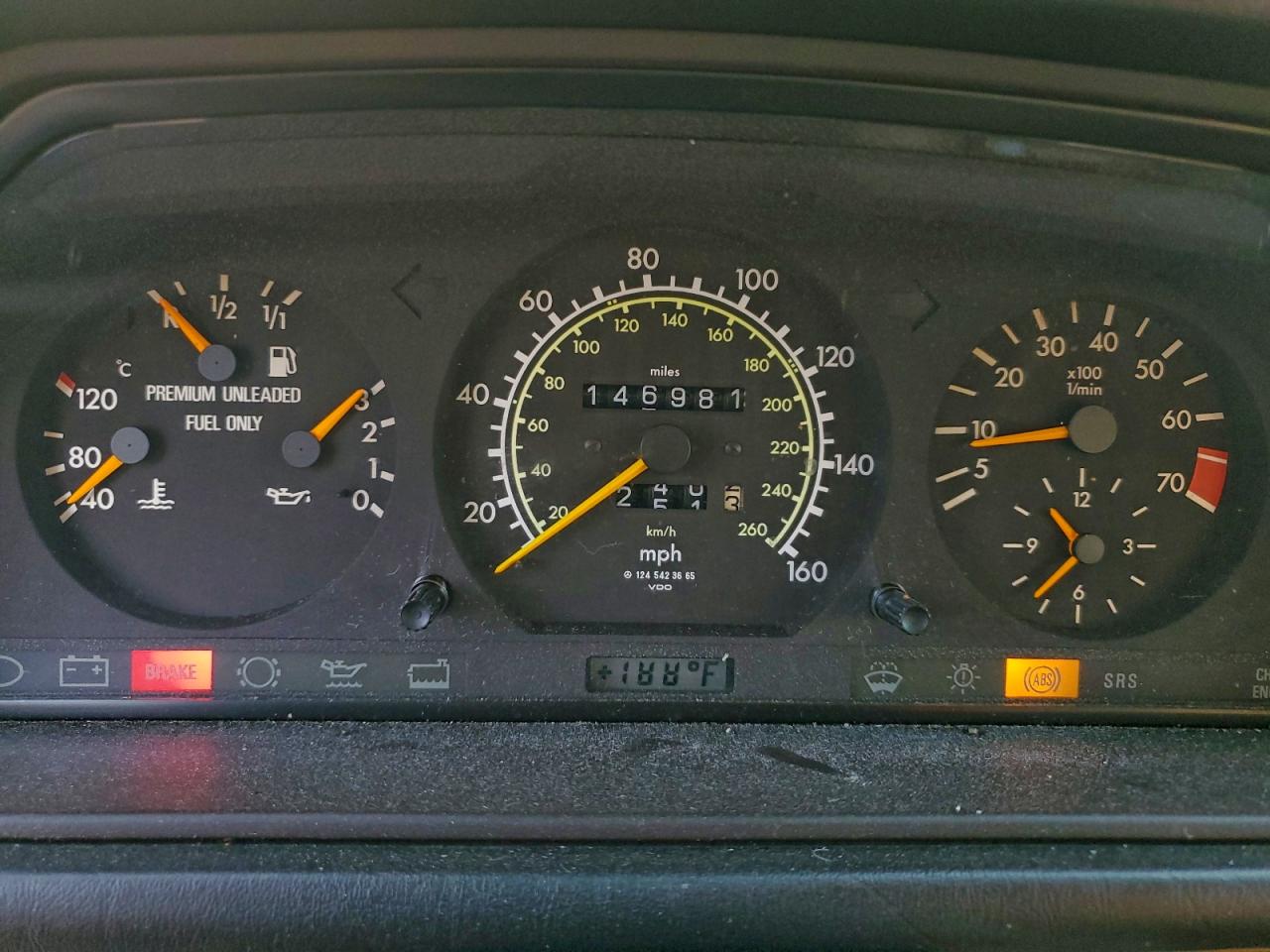 1994 Mercedes-benz E 320 Серебряный vin: WDBEA32E9RC135243