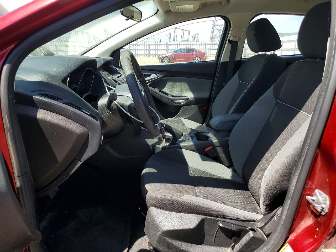 2014 Ford Focus Se Red vin: 1FADP3F21EL262290