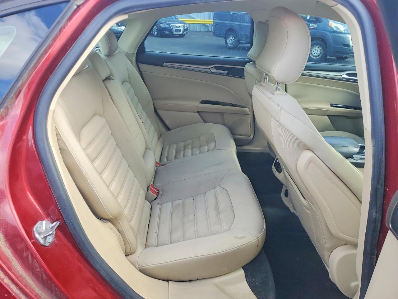2015 Ford Fusion Se Red vin: 3FA6P0HD2FR244258