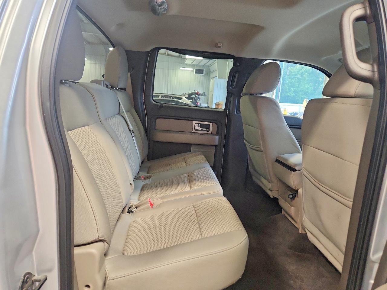 2010 Ford F150 Supercrew Silver vin: 1FTFW1EV2AFD56192