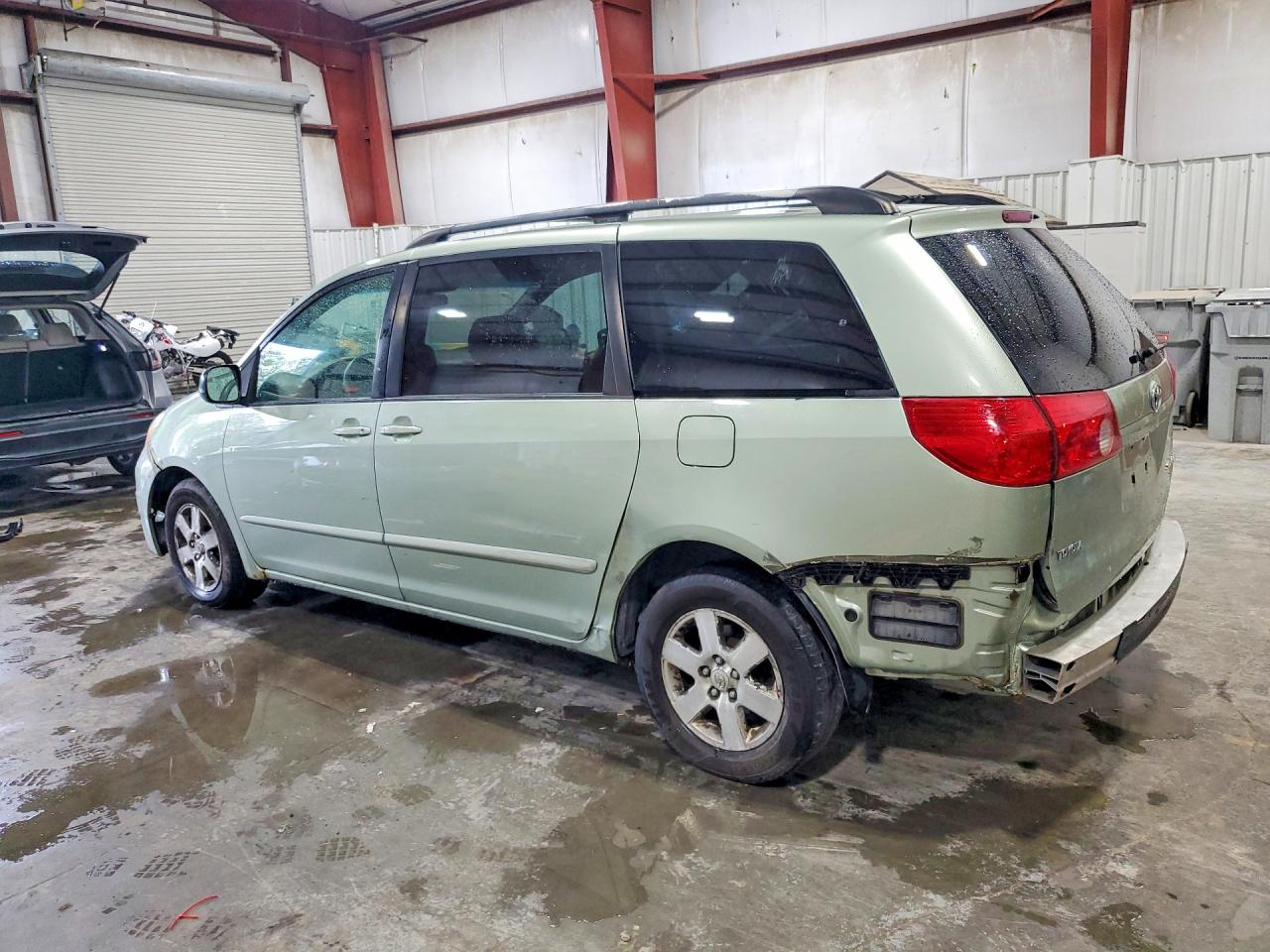 2008 Toyota Sienna Le 7-passenger Зеленый vin: 5TDZK23C08S116732