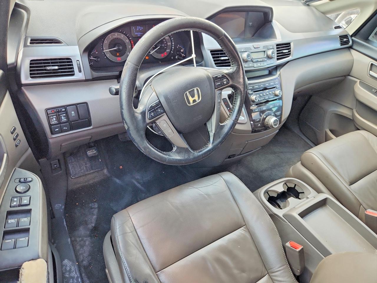 2013 Honda Odyssey Touring Gray vin: 5FNRL5H99DB037859