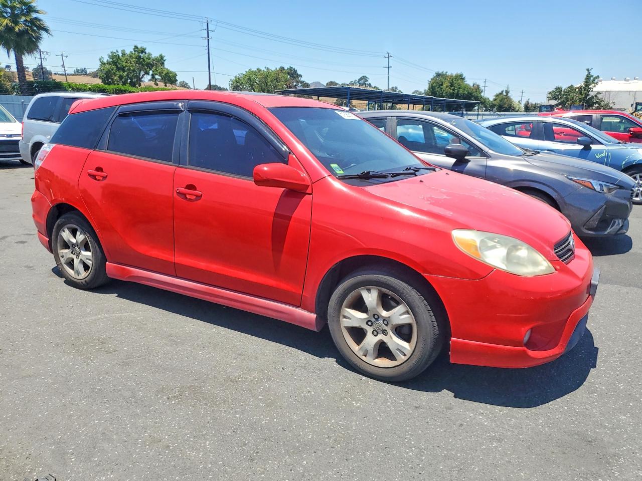 2005 Toyota Corolla Matrix Xr Red vin: 2T1KR32E05C416636