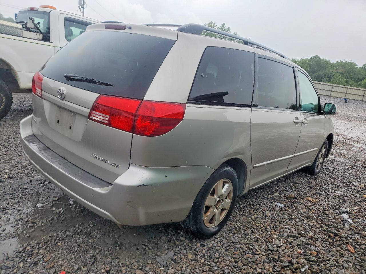 2005 Toyota Sienna Xle 7 Passenger Silver vin: 5TDZA22C95S290380