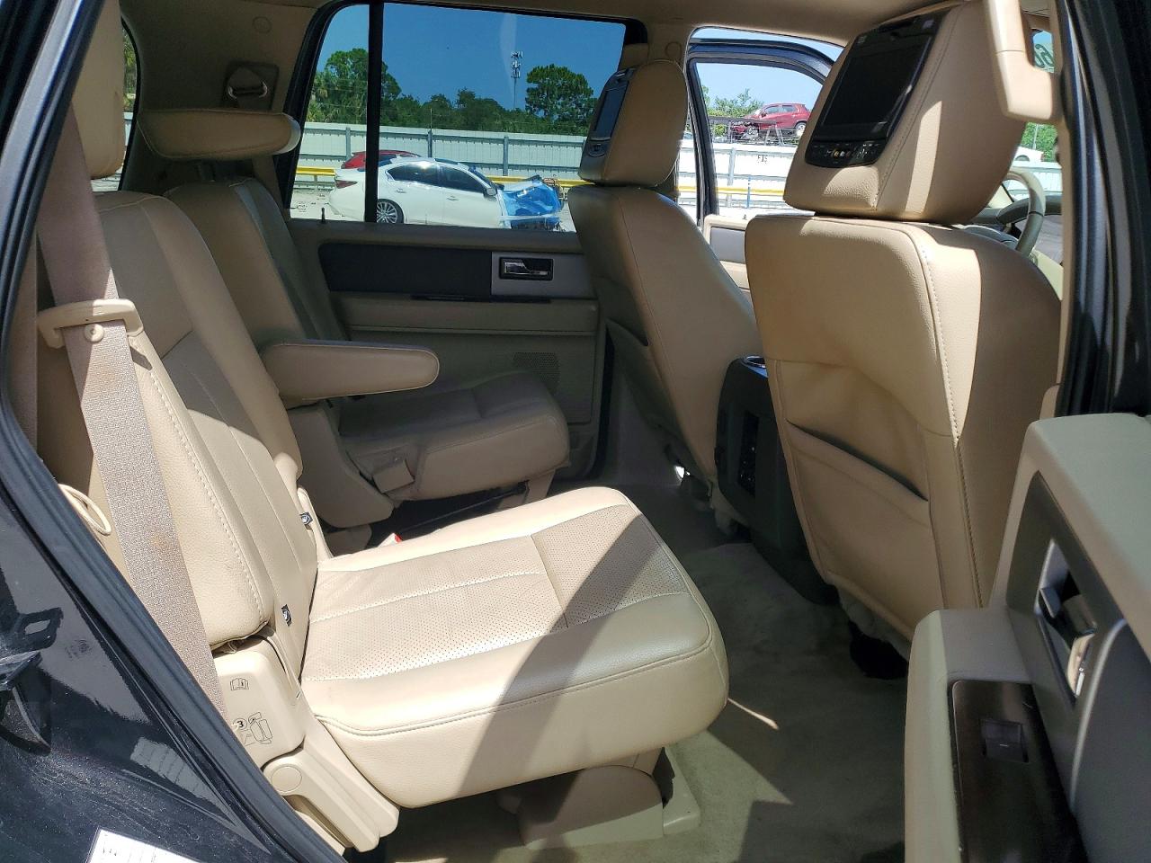 2014 Ford Expedition Xlt Черный vin: 1FMJU1H57EEF21558