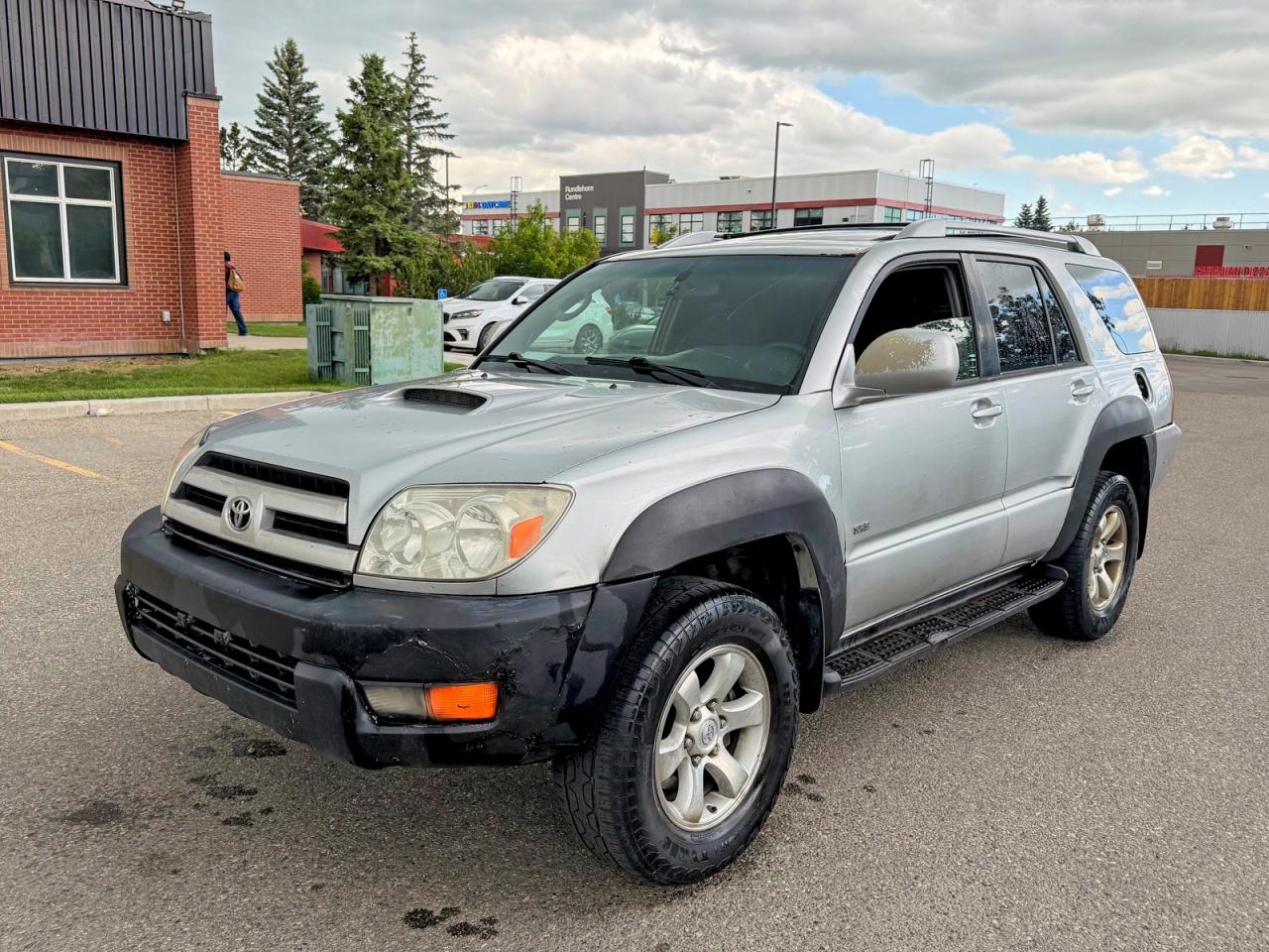 2004 Toyota 4runner Sr5 Silver vin: JTEBU14R840043885