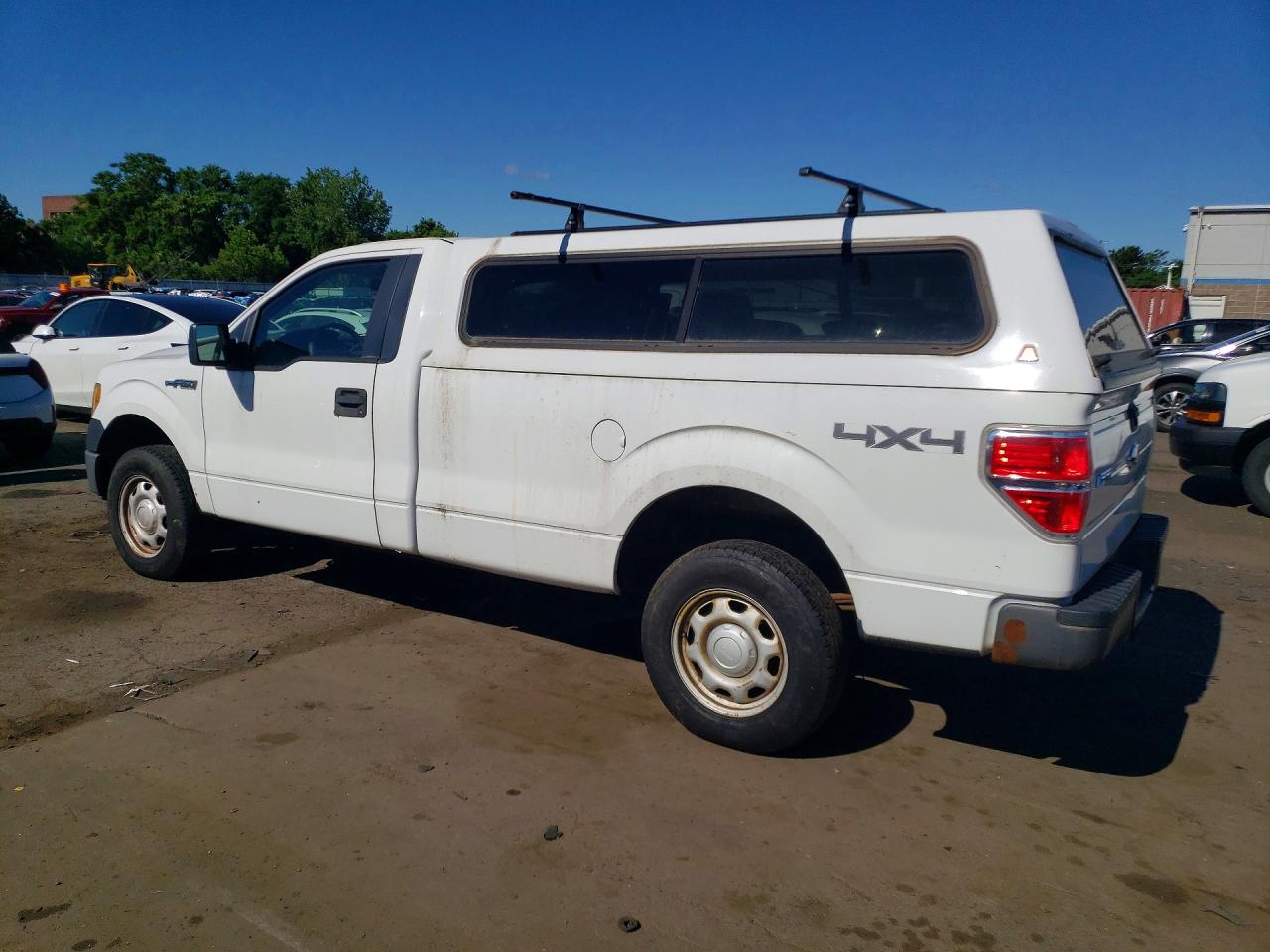 2010 Ford F150 Белый vin: 1FTMF1EW9AKE45037