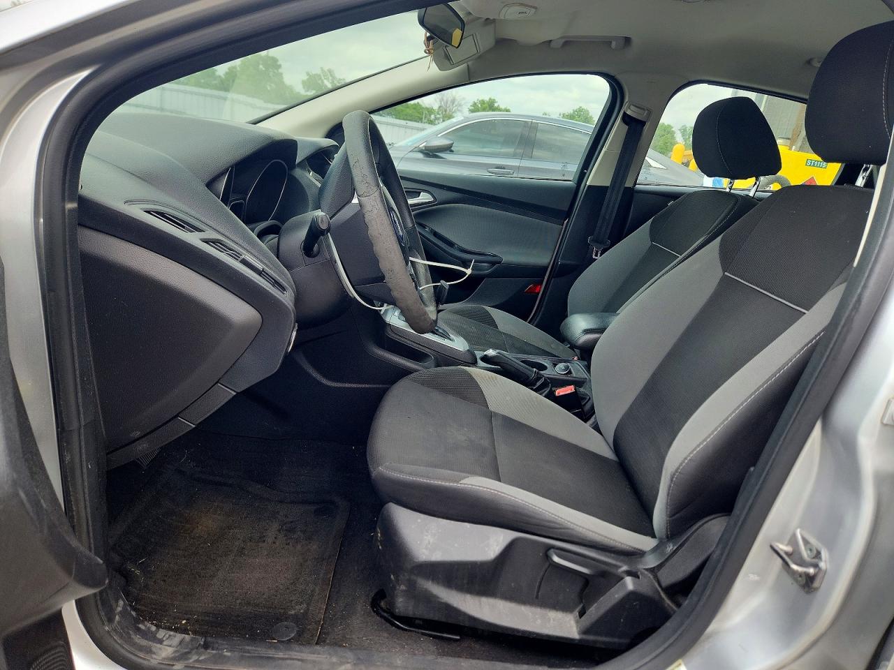 2013 Ford Focus Se Silver vin: 1FADP3K27DL264002