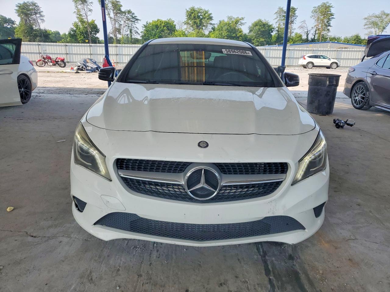 2014 Mercedes-benz Cla 250 Белый vin: WDDSJ4EB6EN037626
