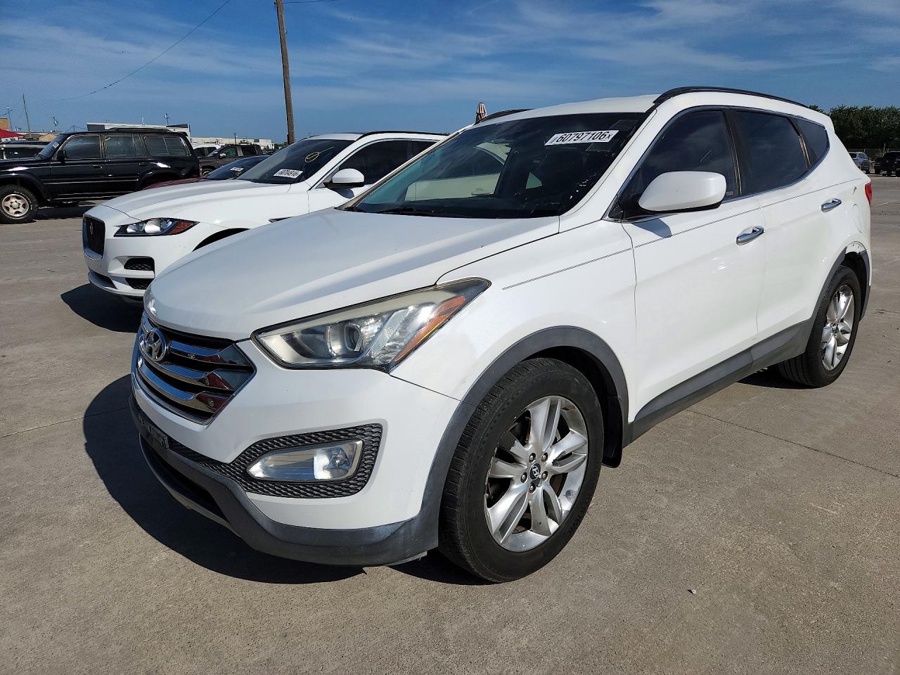 2013 Hyundai Santa Fe Sport 2.0t White vin: 5XYZU3LA9DG086572