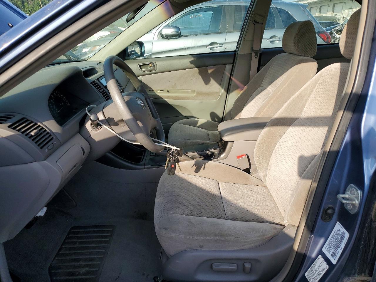 2002 Toyota Camry Le Teal vin: 4T1BE32K22U569336