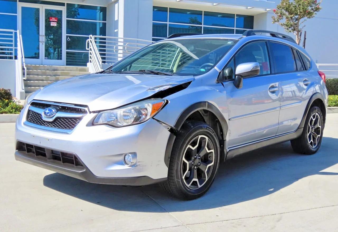 2015 Subaru Xv Crosstrek 2.0 Limited Серебряный vin: JF2GPAMC2F8300073