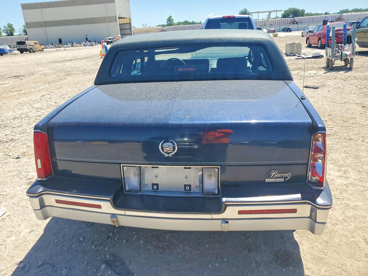 1988 Cadillac Eldorado Blue vin: 1G6EL115XJU630473