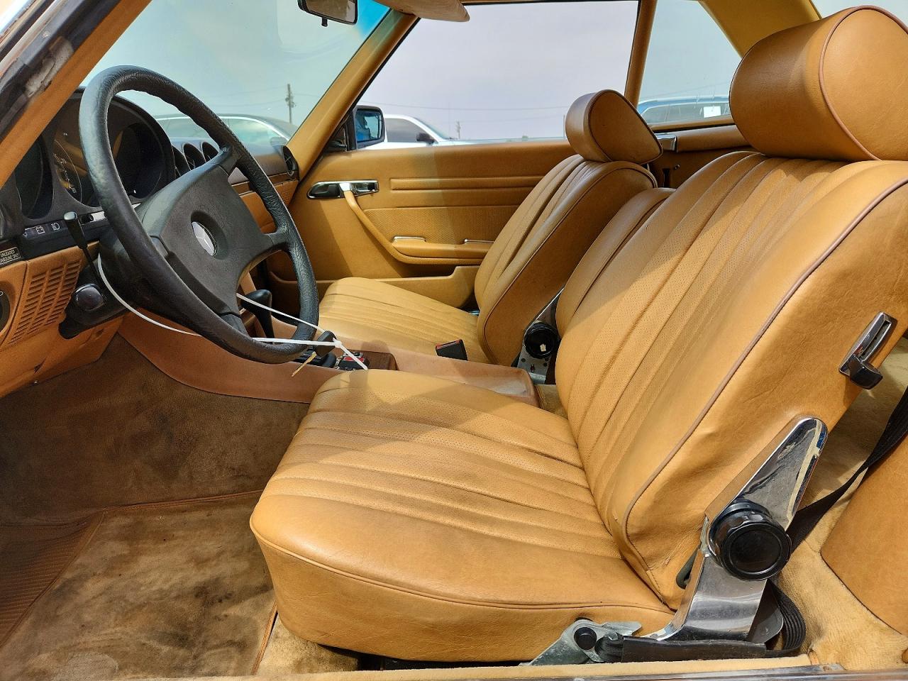 1981 Mercedes-benz 380 Sl Beige vin: WDBBA45AXBB001578