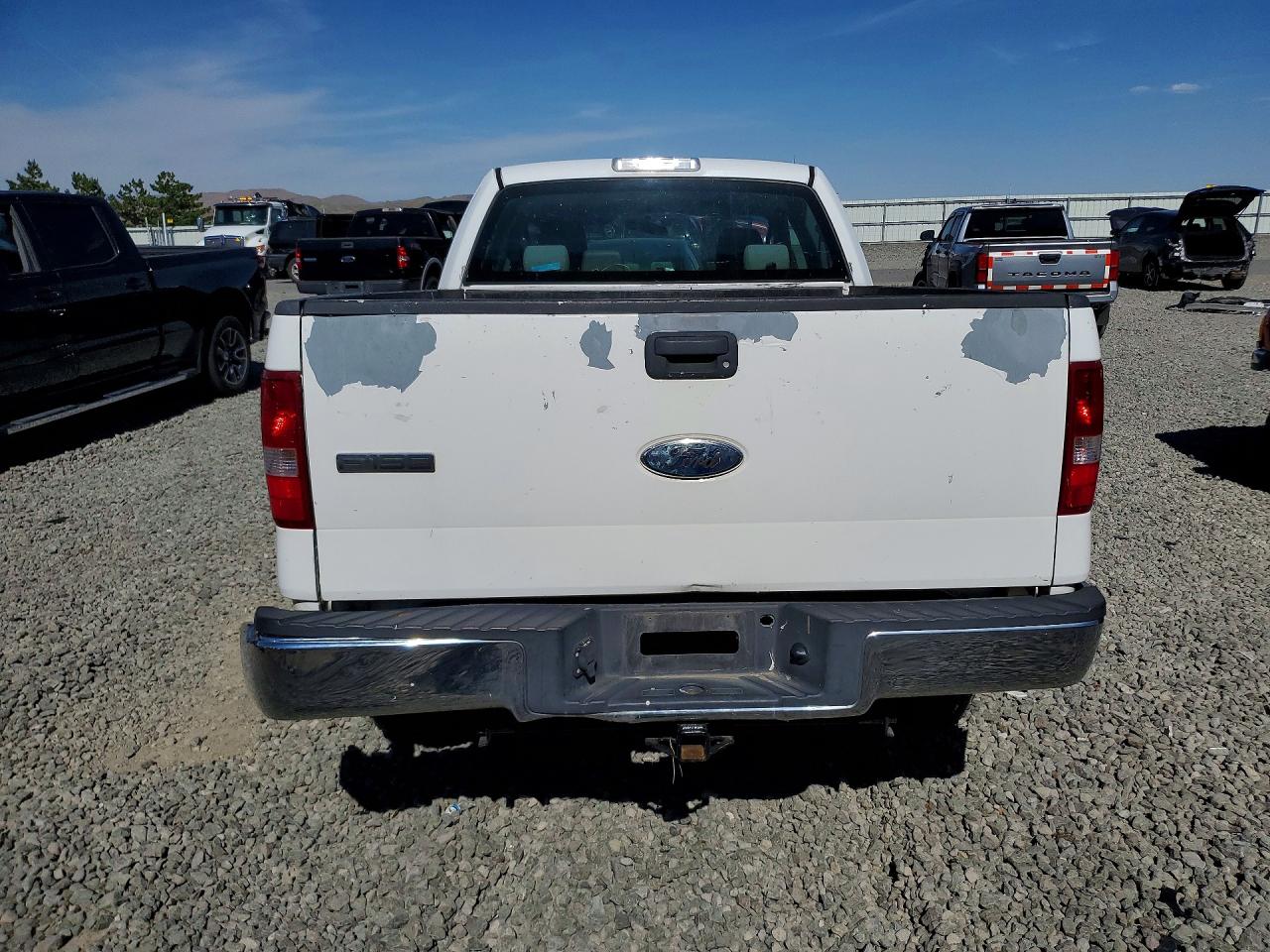 2006 Ford F150 White vin: 1FTPX14V46KD05827