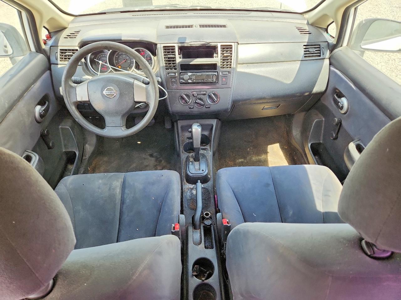 2011 Nissan Versa S White vin: 3N1CC1AP6BL419226