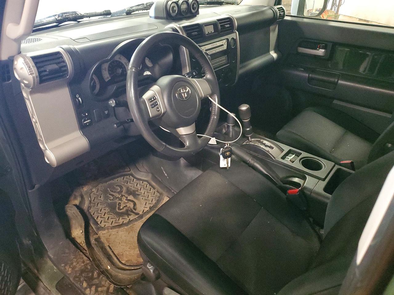 2010 Toyota Fj Cruiser Base Green vin: JTEBU4BFXAK093438