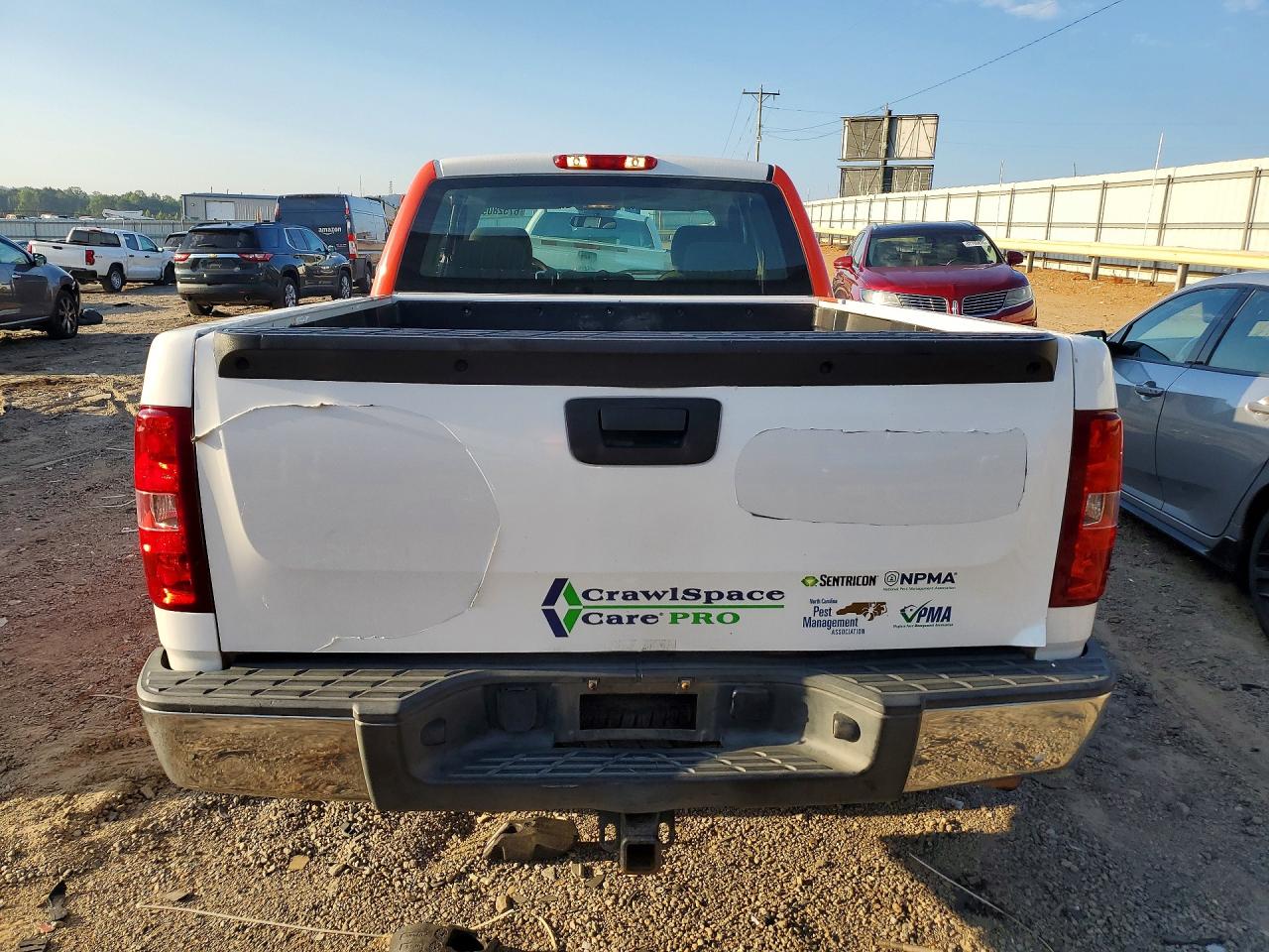 2012 Chevrolet Silverado C1500 White vin: 1GCRCPEA8CZ231043
