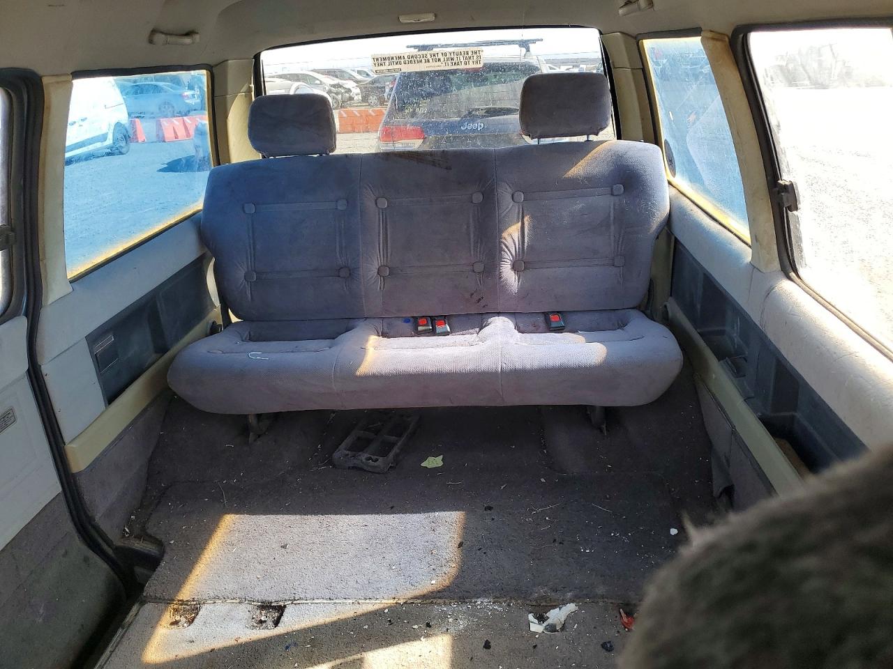 1987 Toyota Van Le Blue vin: JT3YR26W4H5035577